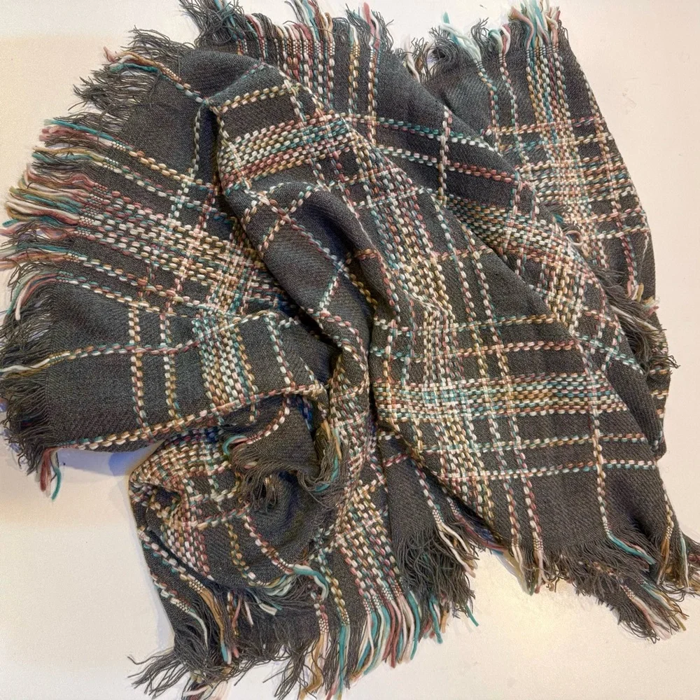 Plaid Fringe Throw Blanket